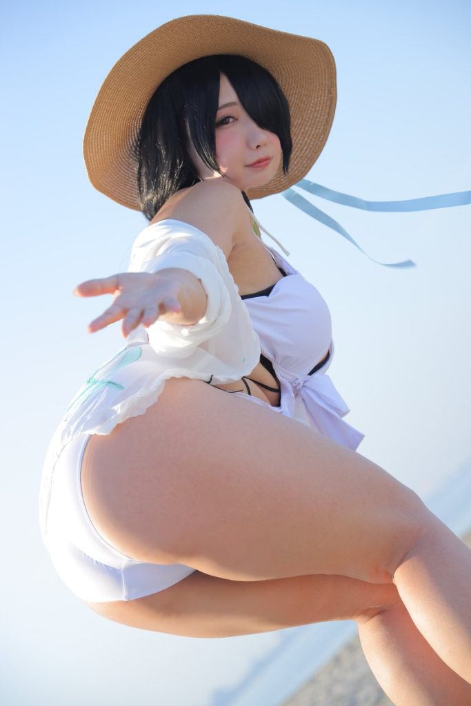 濡れ濡れ水着のお尻画像011